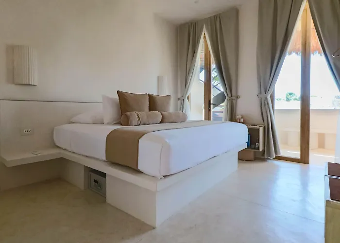 Hotel Panamera 4*