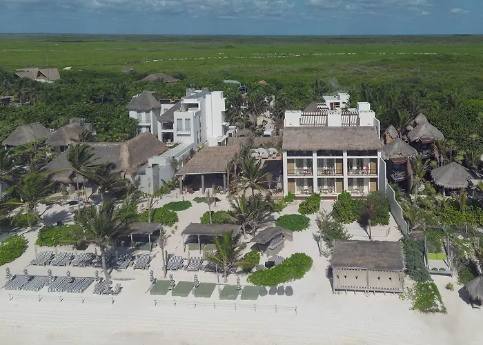 Hotel Panamera 4*